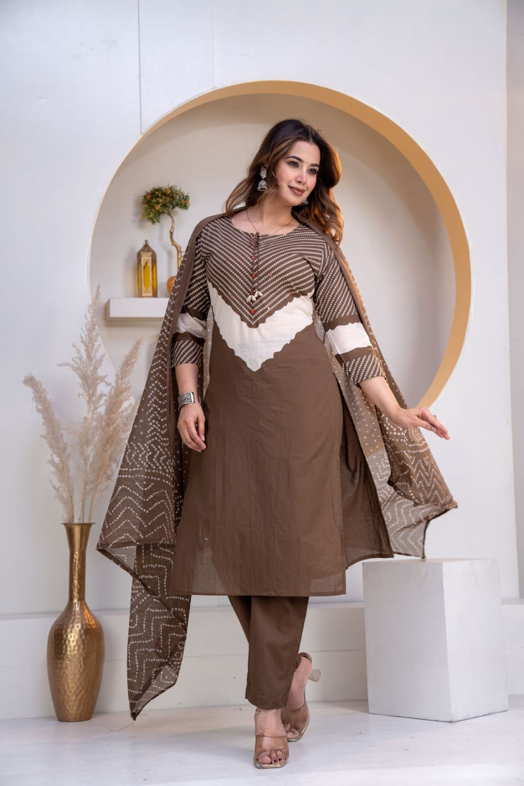 Discharge Printed suit set cotton Dupatta pant set for all day comfort 💖*
