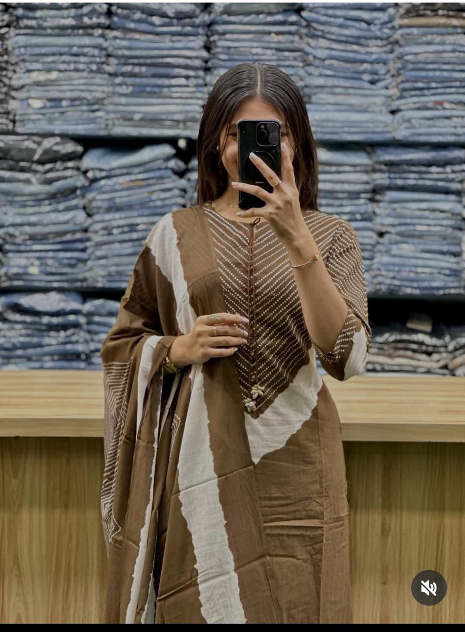 Discharge Printed suit set cotton Dupatta pant set for all day comfort 💖*