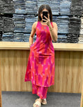 BEAUTIFUL COTTON SLEEVELESS KURTI WITH COTTON PANT.
